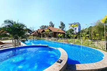 Huu Le Garden Resort