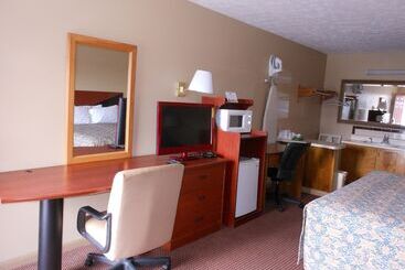 酒店 Mcclellan Inn