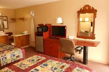 هتل Mcclellan Inn