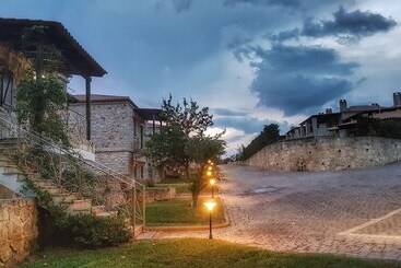 ツーリストアパートメント Luxurious Stone House In Elani