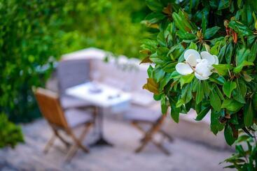 Жильё для туристов Villa Donna Paola