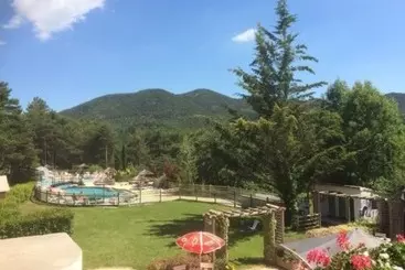 Hotelli Camping Rcn Les Collines De Castellane