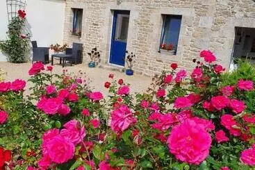 Bed and Breakfast Au Jardin De Creachavel