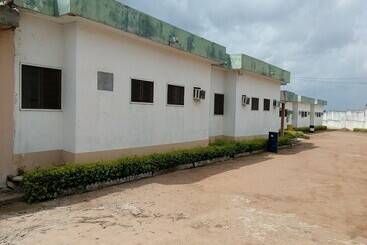 ホテル Hôtel Le Paradis   Adults Only