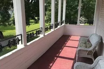 The Conner House B&b