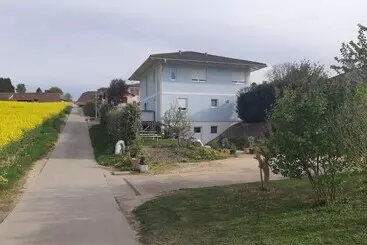 Pensão Maison D Hôtes Bleu Cudrefin
