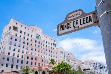 Отель Colonnade Coral Gables, Autograph Collection