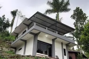 Pensión Cahaya Bukit Cemara