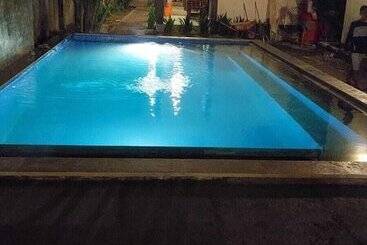 پانسیون Kusuka Bungalow