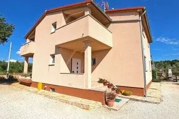Appartamenti turistici Apartments Jere 719
