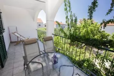 آپارتمان‌های توریست‌ها Apartments Plavica