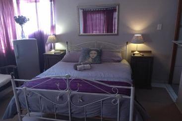 تختخواب و صبحانه Aan Die Voet Van Die Magalies