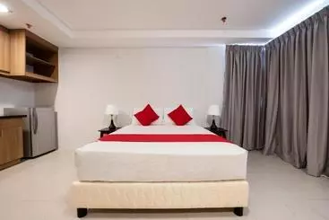 Hotel Oyo 533 Amina Plaza