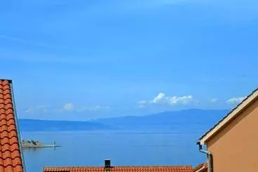 آپارتمان‌های توریست‌ها Apartments Adriana