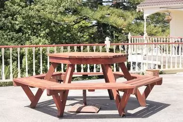 Colonial City Motel And Conference Centre