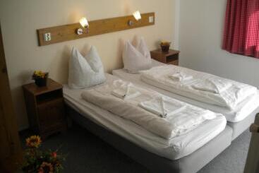 Pensionat Haus Innerwald By Châtel Reizen