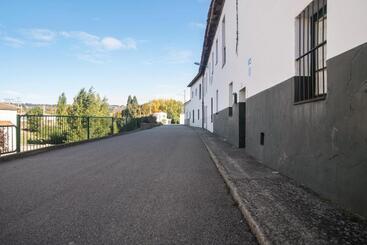 شقق خاصة سياحية Spacious House With Garden In Sardon De Duero