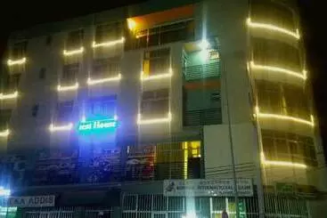 تختخواب و صبحانه Addis Amba Guest House