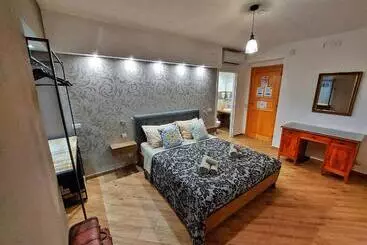 Bed And Breakfast L&p