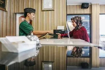 Hotel The Amrani Syariah