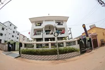 ホテル Reba Beach Resort Hostel