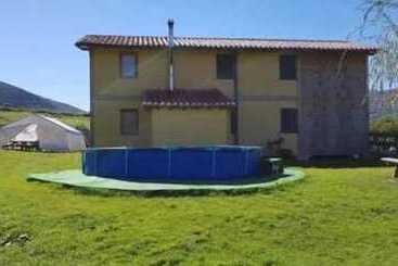 Albergue Alojamiento Rural Cabuerniaventura