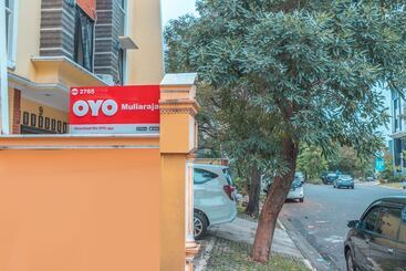 هتل Mulia Raja Kost Near Eka Hospital Bsd