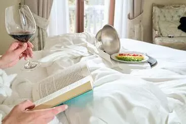 ホテル Castello Bonaria Wine & Spa Resort