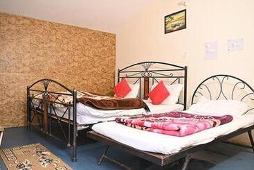 Fabexpress 180 Degree Resort