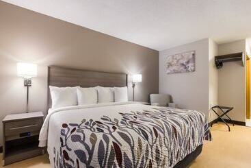 בית מלון כפרי Red Roof Inn Lawrenceburg