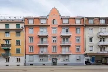 هتل Apartments Swiss Star Marc Aurel