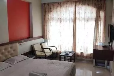 Hotel Rajtara