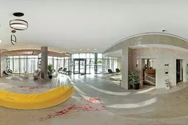 Lemon Tree Hotel, Jumeirah Dubai