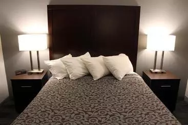 호텔 Surestay Plus By Best Western Portland East