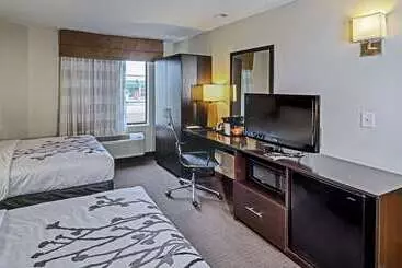 هتل Sleep Inn & Suites Spring Lake   Fayetteville Near Fort Liberty