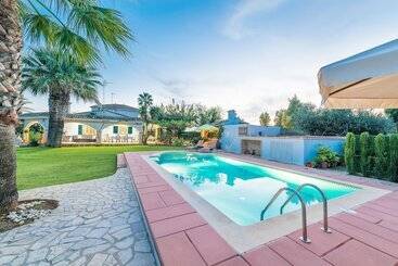 Ferienwohnungen Santa Eulalia Petit In Muro