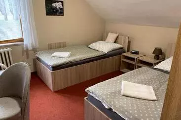 Majatalo Hospůdka U Rybníčku