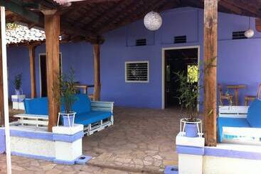 Isla Encantada Hostel