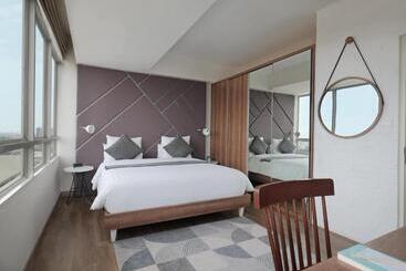 호텔 Fika Rooms Tangerang By Skandinavia