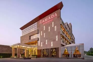 Hotel Ramada By Wyndham Aligarh Gt Road