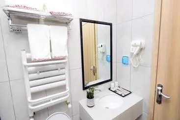Hotel Shell Zhengzhou North Third Ring University Science And Technology Park