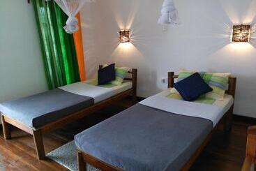 Otel Ella Rawana Den