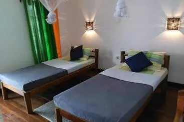 Hotel Ella Rawana Den