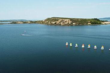 کلبه La Barbacane