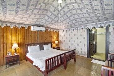 Hotel Spandan Holiday Homes