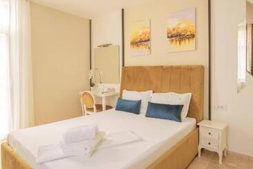 هتل Vila Ducu  Adults Only