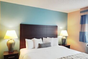 בית מלון כפרי Baymont By Wyndham Huber Heights Dayton