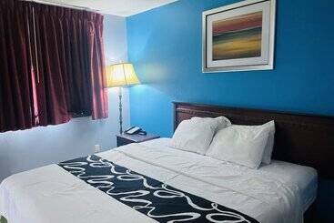 Мотель Rodeway Inn