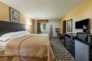 מוטל Super 8 By Wyndham Higginsville