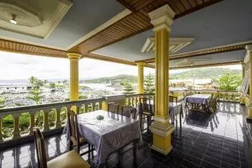 Retkeilymaja Spot On 1896 Hotel Mahkota Pantai